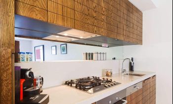 Smart Modern In St. Kilda - Darwin Holiday 2