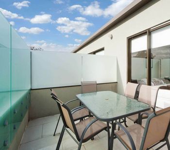 Smart Modern In St. Kilda - Darwin Holiday 5