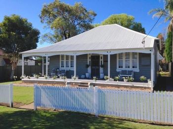 Edgeworth Street Manor - Darwin Holiday 0