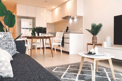 St.Tropez Apartment - Darwin Holiday 4