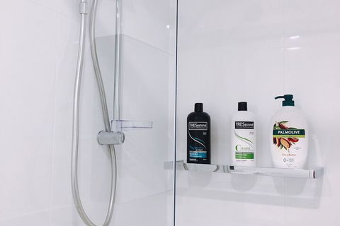 St.Tropez Apartment - Darwin Holiday 7