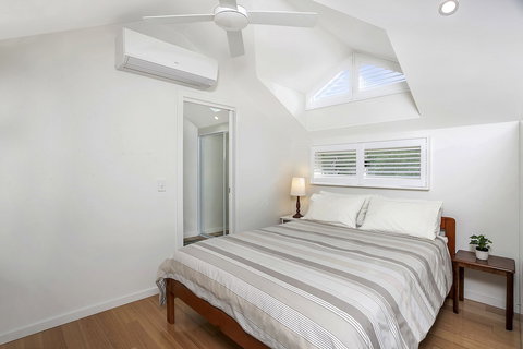 Private Garden Apartment Minutes Walk To Station NBN01 - Darwin Holiday 2