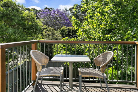 Private Garden Apartment Minutes Walk To Station NBN01 - Darwin Holiday 5