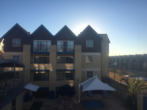 Hillary's Coastal Resort - Darwin Holiday 2