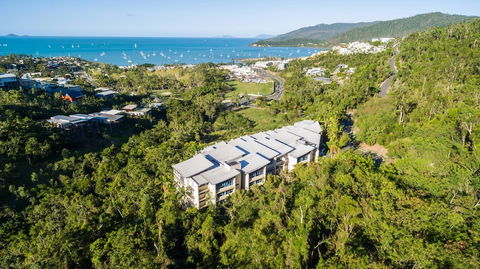 Azure Sea Whitsunday Resort - Darwin Holiday 0