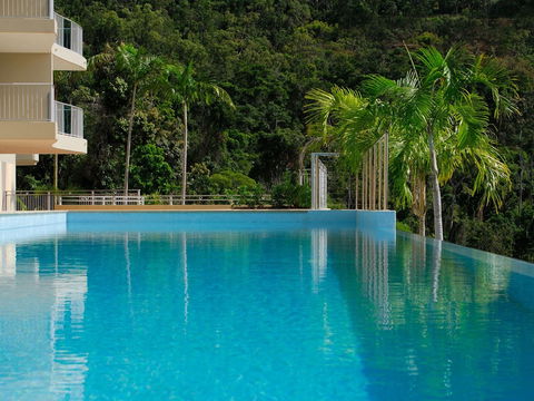 Azure Sea Whitsunday Resort - Darwin Holiday 2