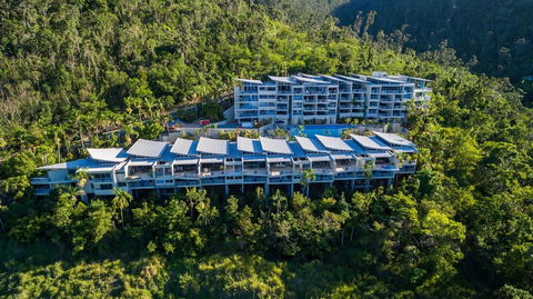 Azure Sea Whitsunday Resort - Darwin Holiday 3