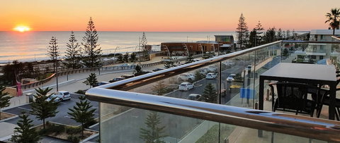 Sea Breeze Luxury Holiday Apartment Accommodation - Darwin Holiday 0