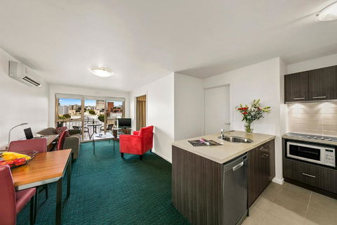 Melbourne Carlton Central Apartment Hotel - Darwin Holiday 5