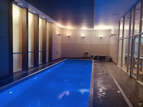 Luxury Apartment With View - Darwin Holiday 2
