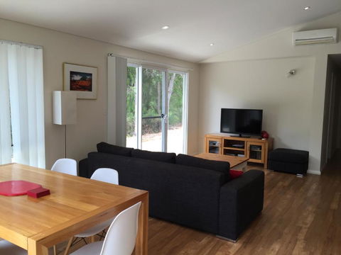 17 By The Sea - Dunsborough - Darwin Holiday 5