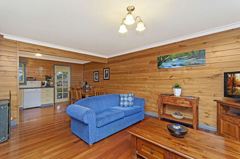 Dunes - Elegant Beach Villa With Huge Swim Spa - Darwin Holiday 4