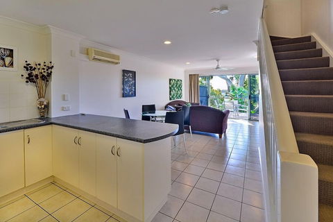Sunset Waters Apartments - Darwin Holiday 4