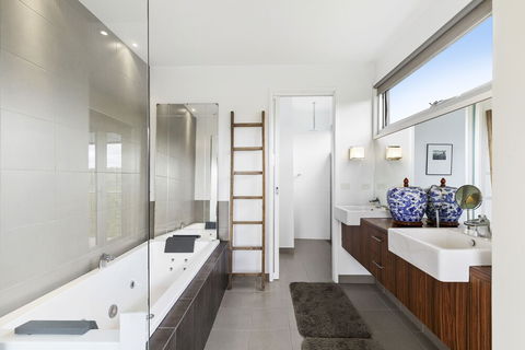 Bilsons Landing East - Darwin Holiday 6