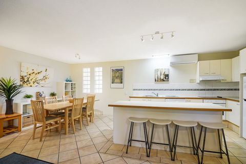 Peregian Court Resort - 4/84 Peregian Esp - Darwin Holiday 3