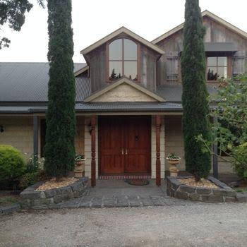 Yering Farm Wines - Darwin Holiday 0