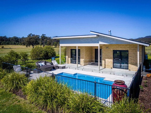 Mandalay Villas - Villa 2 - Darwin Holiday 3