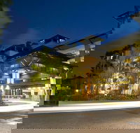 Sea Temple Palm Cove 2 Bedroom Luxury Apartment - Darwin Holiday