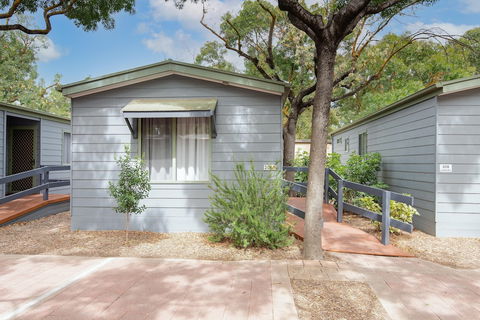 Adelaide Caravan Park - Darwin Holiday 0