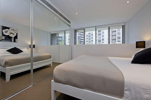 Accommodate Canberra - Darwin Holiday 4