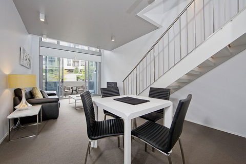 Accommodate Canberra - Darwin Holiday 0