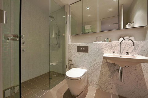 Accommodate Canberra - Darwin Holiday 5