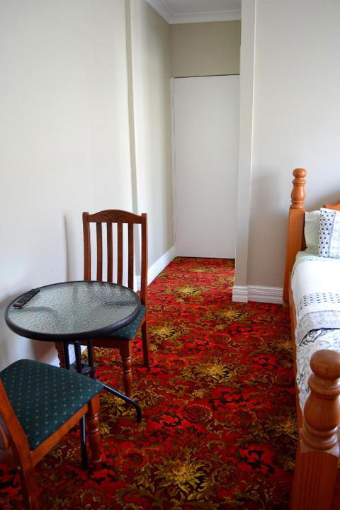 Ithaca 1896 Manor - Darwin Holiday 4