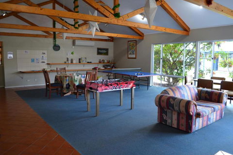 Ithaca 1896 Manor - Darwin Holiday 6