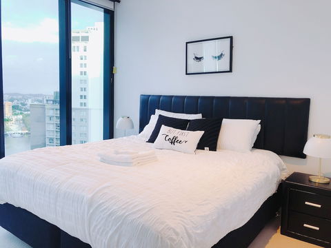 Skytower Apartment - Darwin Holiday 3