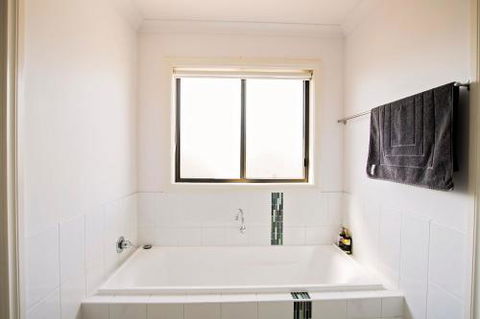 Echuca Moama Holiday Accommodation 2 - Darwin Holiday 2