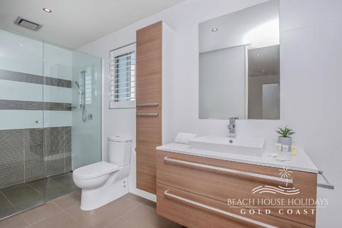 Absolute Beachfront Holiday House - Darwin Holiday 2