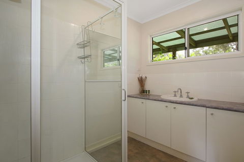 Feathertop Views And Dorm - Darwin Holiday 3
