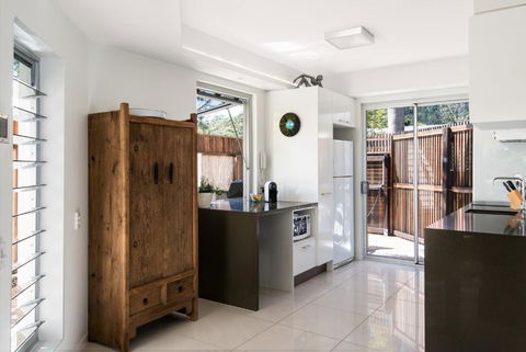 Park Cove - Darwin Holiday 1