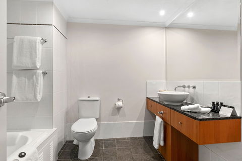 Poolside Apt In Alamanda Beachfront Resort 67 - Darwin Holiday 6