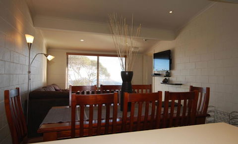 Alpine Heights 08 - Darwin Holiday 1