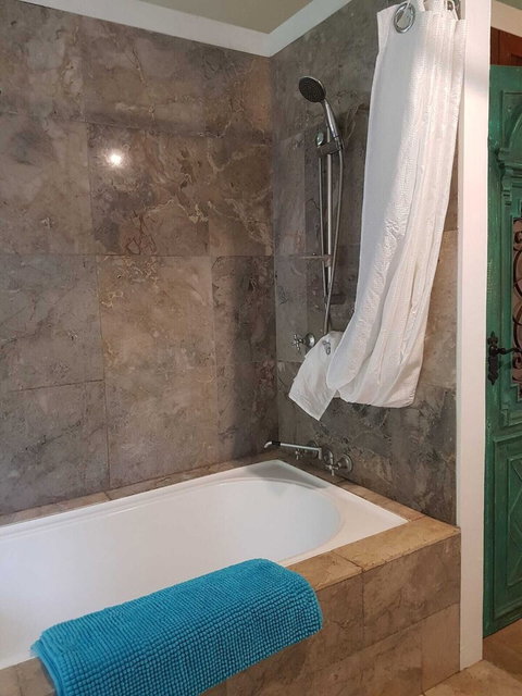 1 Bedroom Home Surrounded By Nature - Darwin Holiday 5