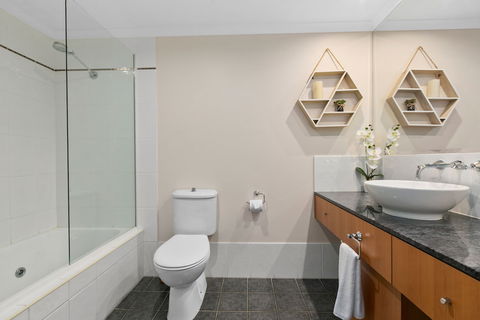 Poolside Apt In Alamanda Beachfront Resort 41 - Darwin Holiday 6