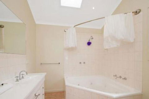 Valkei - Darwin Holiday 2