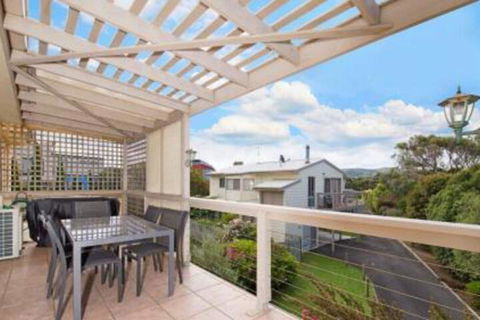 Valkei - Darwin Holiday 5