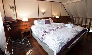 Margaret River Stone Cottages - Darwin Holiday 0