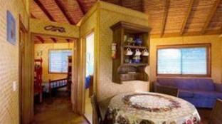 Straddie Bungalows - Darwin Holiday 1