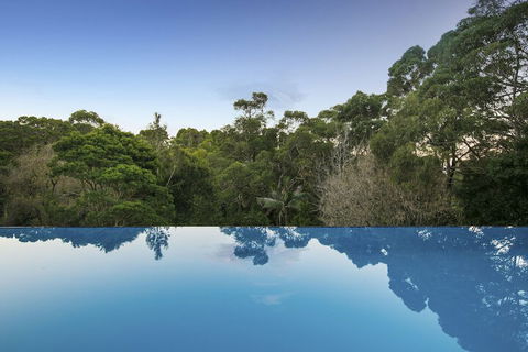 Lyndon Haven - Darwin Holiday 7