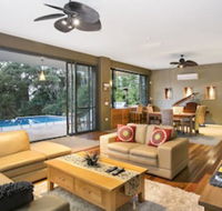 Lyndon Haven - Darwin Holiday