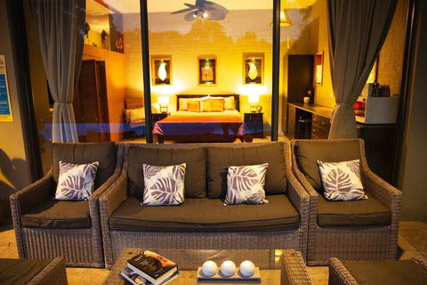 Lyndon Haven - Darwin Holiday 2