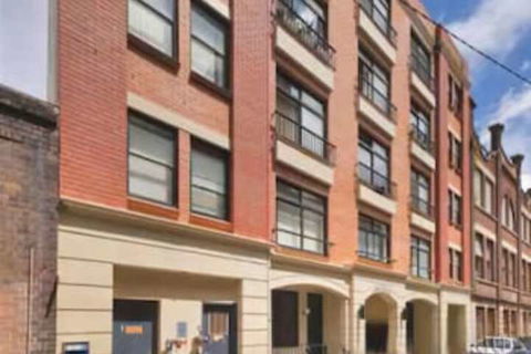 UrbanOasis Studios - Darwin Holiday 1