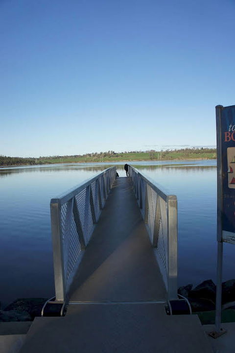 Tranquility Waters - Darwin Holiday 0