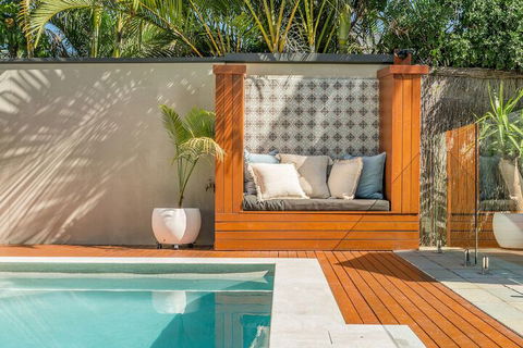 A PERFECT STAY - 3 Little Pigs - Darwin Holiday 2