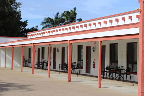 Bundaberg Spanish Motor Inn - Darwin Holiday 0