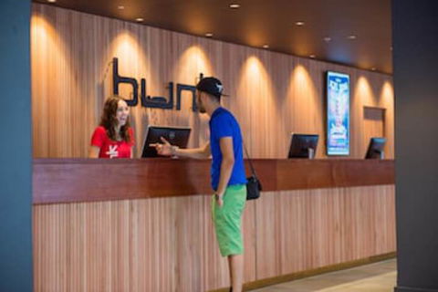 Bunk Backpackers - Darwin Holiday 0