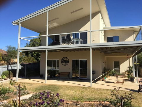 Lyreen's Apartment B&B - Darwin Holiday 3